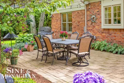 Exterior - 44 N Deeplands, Grosse Pointe Shores, MI 48236 photo 15 of 22