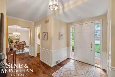 Entry Way - 44 N Deeplands, Grosse Pointe Shores, MI 48236 photo 1 of 3