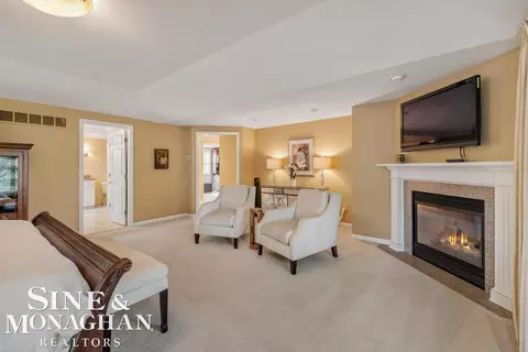 Bedroom - 44 N Deeplands, Grosse Pointe Shores, MI 48236 photo 2 of 7