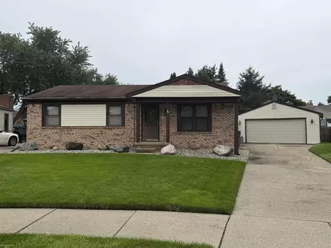 16079 Touraine, Clinton Township, MI 48038