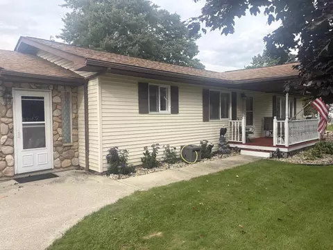 Exterior - 3 High, Yale, MI 48097 photo 2 of 8