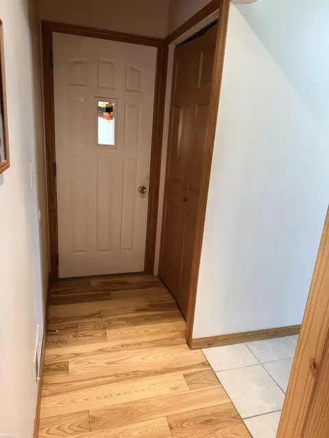 Entry Way - 3 High, Yale, MI 48097 photo 4 of 7