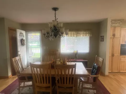 Dining - 3 High, Yale, MI 48097 photo 1 of 2