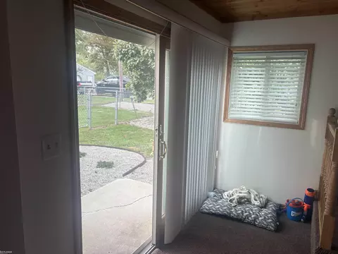 Entry Way - 3 High, Yale, MI 48097 photo 4 of 7