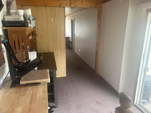 Entry Way - 3 High, Yale, MI 48097 photo 3 of 7