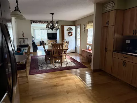 Dining - 3 High, Yale, MI 48097 photo 1 of 1
