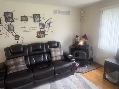 Living - 3 High, Yale, MI 48097 photo 2 of 2