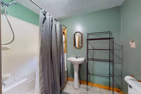 Bath - 310 Excelsior, Ishpeming, MI 49849 photo 1 of 2