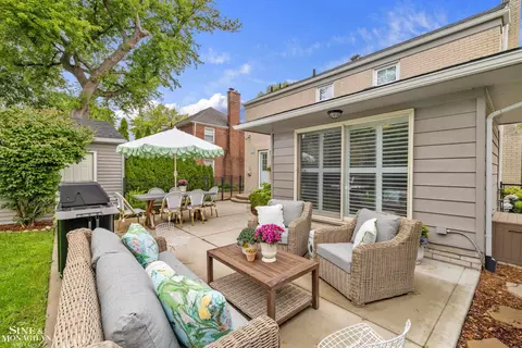 Exterior - 1301 Torrey, Grosse Pointe Woods, MI 48236 photo 6 of 13