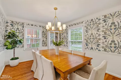 Dining - 1301 Torrey, Grosse Pointe Woods, MI 48236 photo 4 of 4