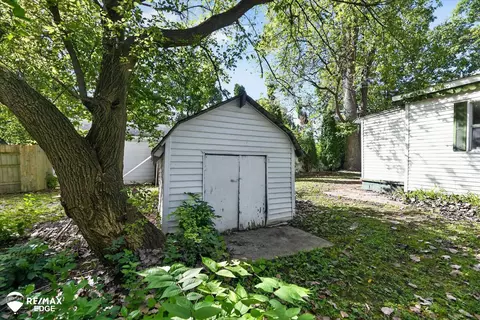 Exterior - 7282 Neff, Mount Morris, MI 48458 photo 10 of 20
