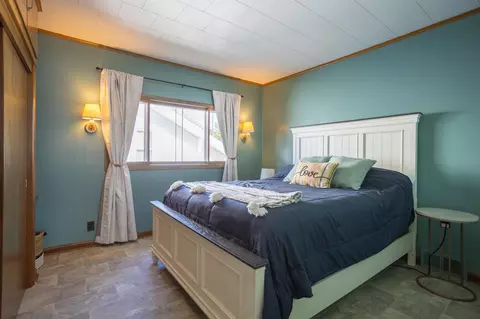 Bedroom - 805 Exchange, Owosso, MI 48867 photo 3 of 4