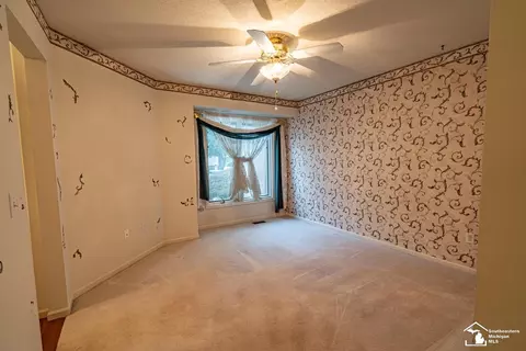 Bedroom - 1632 Spruce, Temperance, MI 48182 photo 2 of 10