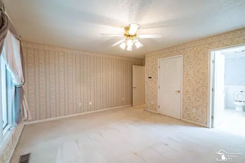 Bedroom - 1632 Spruce, Temperance, MI 48182 photo 6 of 10