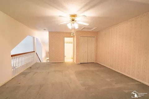Bedroom - 1632 Spruce, Temperance, MI 48182 photo 9 of 10