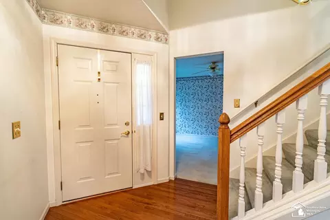 Entry Way - 1632 Spruce, Temperance, MI 48182 photo 3 of 3