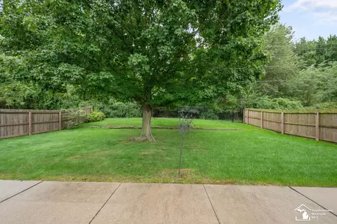 Exterior - 1136 Lavender, Monroe, MI 48162 photo 4 of 7
