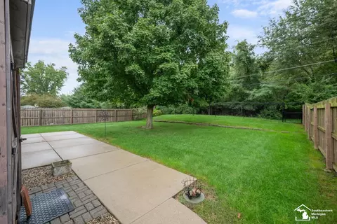 Exterior - 1136 Lavender, Monroe, MI 48162 photo 3 of 7