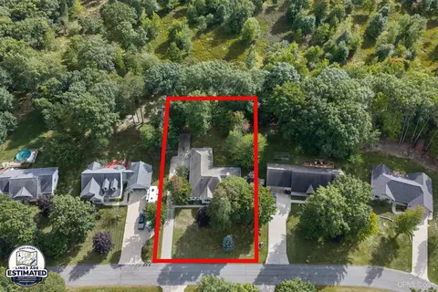View/Area - 43 Sandy, Gladstone, MI 49837 photo 1 of 10