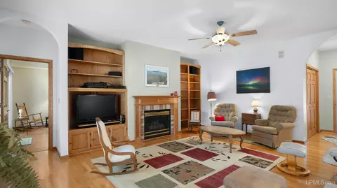 Other - 43 Sandy, Gladstone, MI 49837 photo 4 of 17