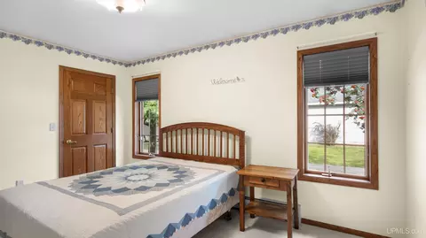 Bedroom - 43 Sandy, Gladstone, MI 49837 photo 6 of 7