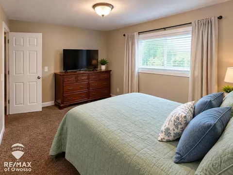 Bedroom - 400 E Monroe, Owosso, MI 48867 photo 3 of 3