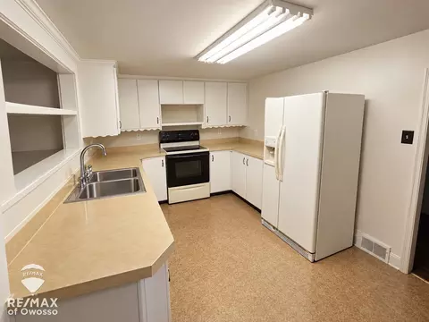 Kitchen - 400 E Monroe, Owosso, MI 48867 photo 1 of 1