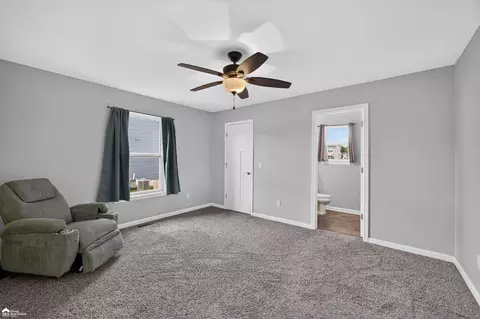Bedroom - 1419 Pondview, Davison, MI 48423 photo 1 of 7