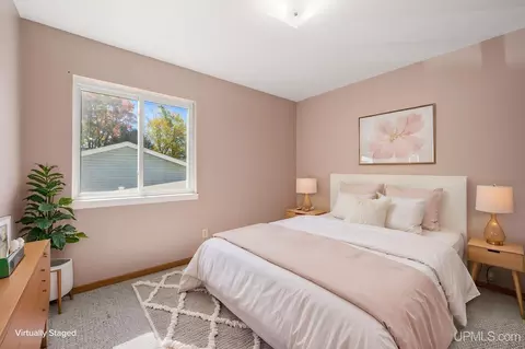 Bedroom - 160 S Lilac, Ishpeming, MI 49849 photo 5 of 7