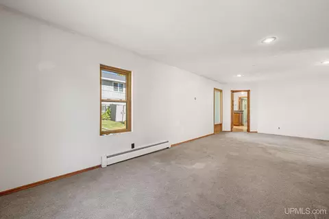 Living - 160 S Lilac, Ishpeming, MI 49849 photo 4 of 4