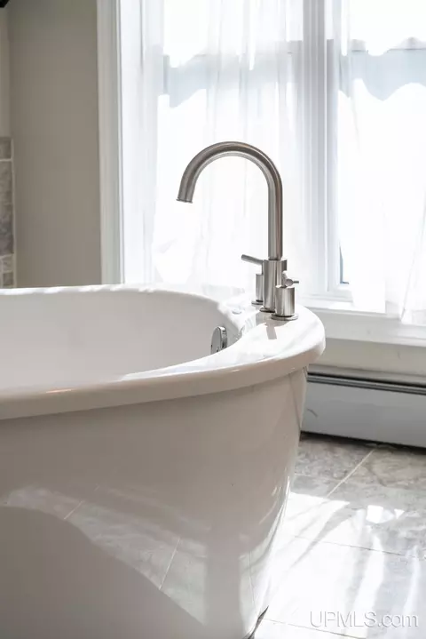 Bath - 160 S Lilac, Ishpeming, MI 49849 photo 3 of 7