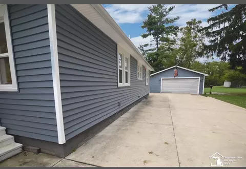 Other - 1491 Hendricks, Monroe, MI 48162 photo 2 of 5