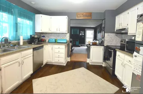 Kitchen - 1491 Hendricks, Monroe, MI 48162 photo 1 of 1