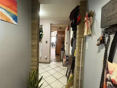 Entry Way - 3256 Amelia, Flushing, MI 48433 photo 2 of 2
