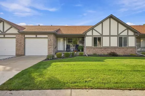 15880 N Magnolia, Clinton Township, MI 48038