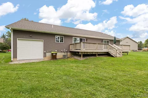 Exterior - 611 Red Maple, Tecumseh, MI 49286 photo 5 of 6