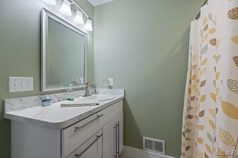 Bath - 611 Red Maple, Tecumseh, MI 49286 photo 2 of 3