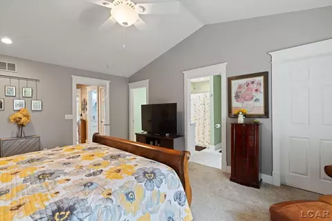 Bedroom - 611 Red Maple, Tecumseh, MI 49286 photo 4 of 8