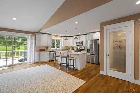 Kitchen - 611 Red Maple, Tecumseh, MI 49286 photo 4 of 7