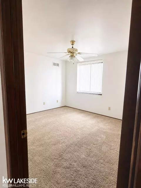 Bedroom - 47122 Blueridge, Macomb, MI 48044 photo 3 of 3