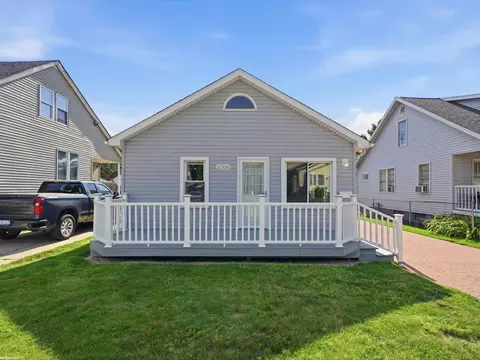 27320 Lawnwood, Roseville, MI 48066