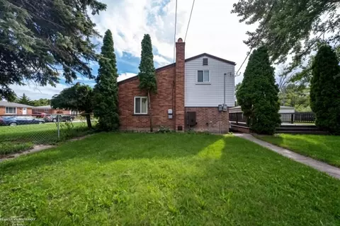 Exterior - 23937 Thomas, Warren, MI 48091 photo 2 of 4