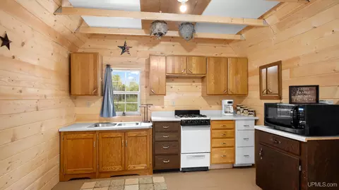 16632 N Rock 38th Rd, Rock, MI 49880 photo 13