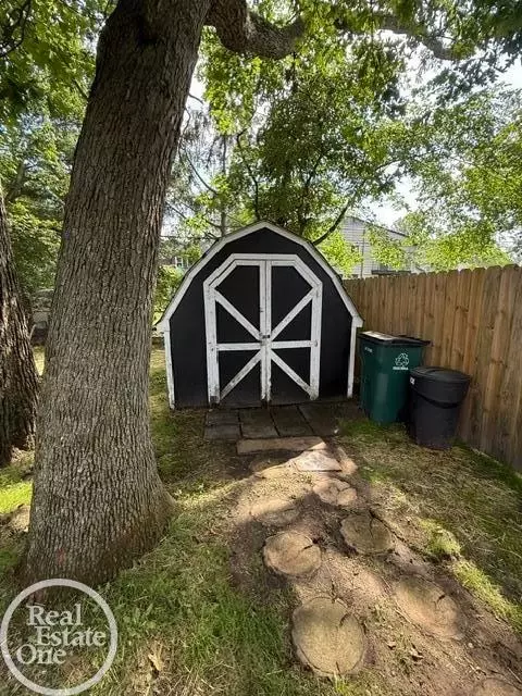 Other - 628 E Drayton, Ferndale, MI 48220 photo 5 of 12