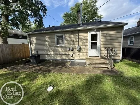 Other - 628 E Drayton, Ferndale, MI 48220 photo 4 of 12