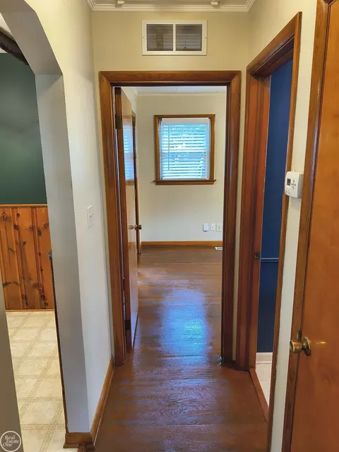 Entry Way - 628 E Drayton, Ferndale, MI 48220 photo 1 of 1