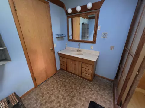 Bath - 265 Old Trl, Spruce, MI 48762 photo 4 of 4