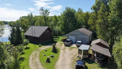 Exterior - 5330 Scottish Hills Dr, Gladwin, MI 48624 photo 8 of 12
