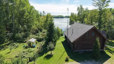 View/Area - 5330 Scottish Hills Dr, Gladwin, MI 48624 photo 3 of 11