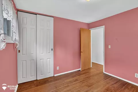 Bedroom - 1918 Windsor, Flint, MI 48507 photo 5 of 6